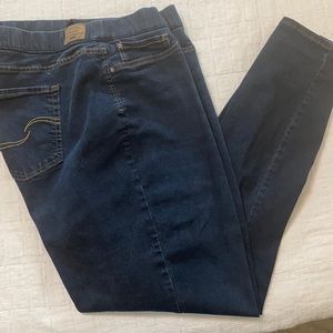 28L Levi’s jegginfs in dark indigo!